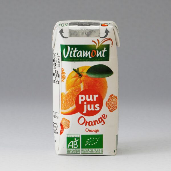 bio　オレンジジュース200mlのパッケージ